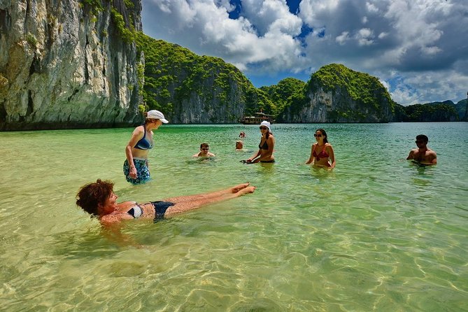 1 Day Boat Tour: HaLong Bay, Lan Ha Bay, Natural Beach and Full Moon Party - Stop 1: Lan Ha Bay cruise and the fisherman’s village views