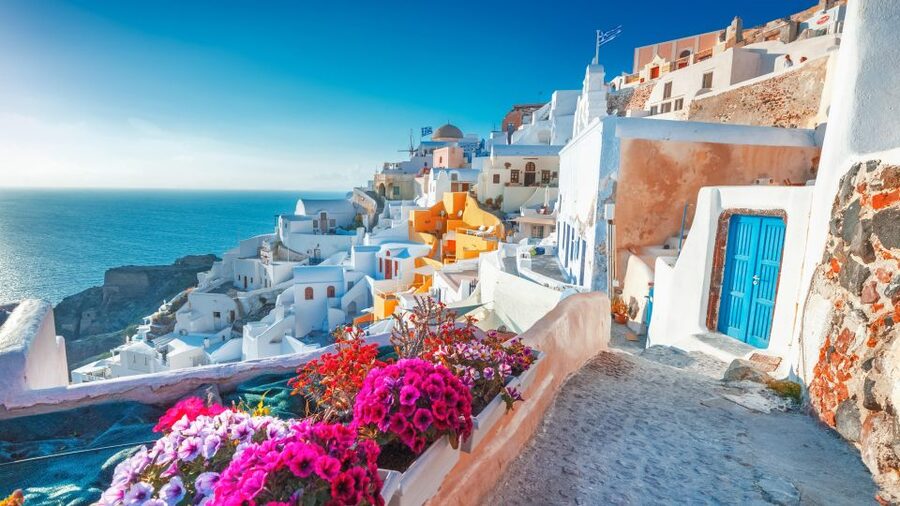 1-Day Boat Trip: Santorini Volcano, Thirassia & Oia Sunset - Hot springs in green sulfur water: fun, smelly, and very memorable