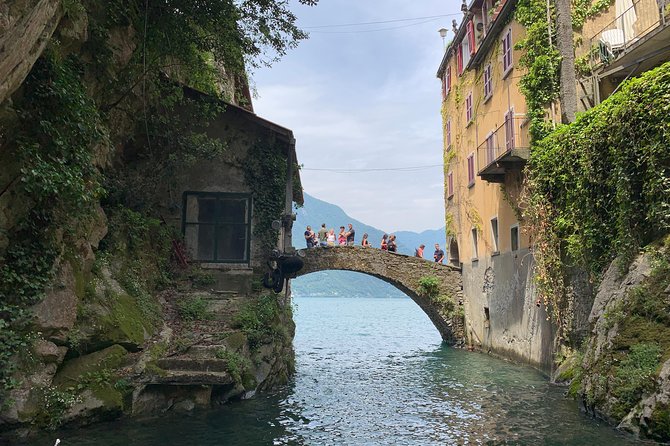 1 Hour Private Boat Tour on Lake Como: Villas and more - Urio to the return: Sereno, Torno, Mandarin Oriental, Moncler, and royal villas