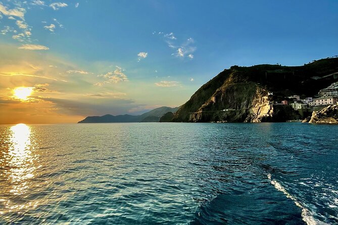 2-Hour Boat Tour at sunset in the Cinque Terre with Pesto tasting and focaccia - Key highlights you’ll care about