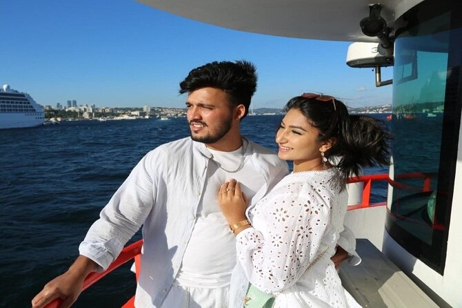 2 Hours Bosphorus Cruise Boat Tour in Istanbul - Two Hours, Both Continents: What This Bosphorus Cruise Really Does