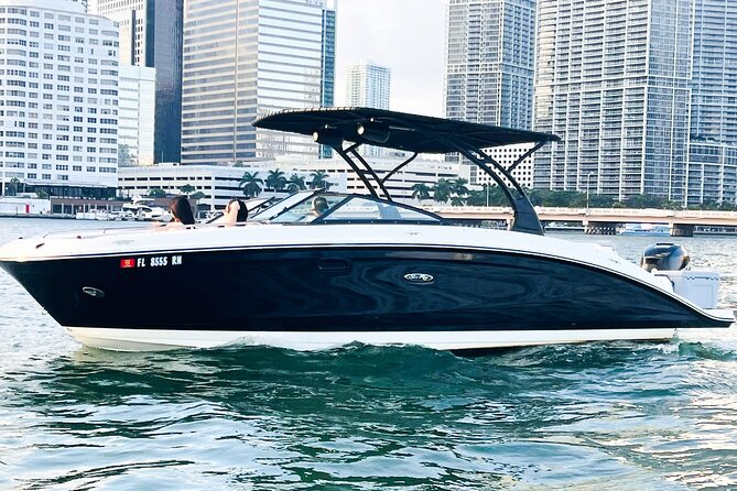 2-Hours Private Miami Boat Tour With Champagne - Key highlights at a glance