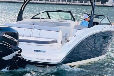 2-Hours Private Miami Boat Tour With Champagne - Where you start: getting from Miami streets to open water