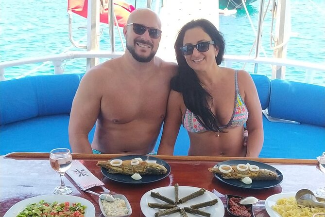 3-Hour Private Sunset Boat Tour With Dinner in Bodrum - How the sunset cruising feels (and how to get the best photos)