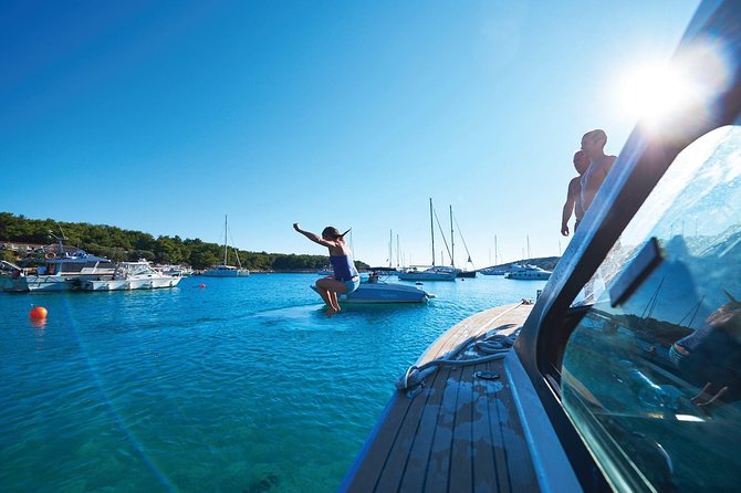 4-Island Split Boat Tour (Brač, Pakleni, Hvar, Šolta) - Hvar Town in Two Hours: What to Do and What to Skip