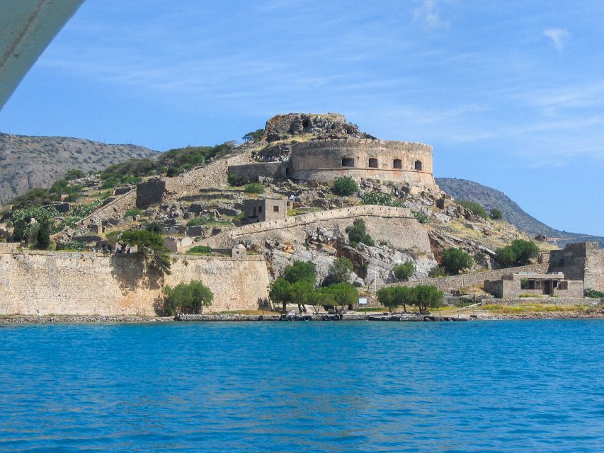 Agios Nikolaos: Boat Trip to Spinalonga with Swim Stop - What it feels like on board Nostos Cruises: bar, lounge, and real comfort