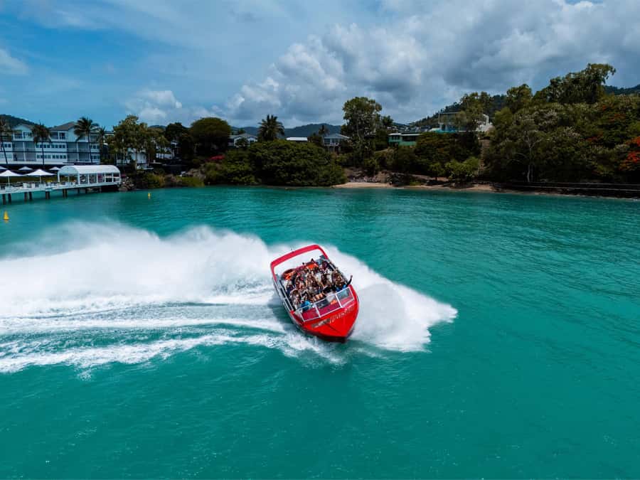 Airlie Beach: 30-Minute Jet Boat Ride - Where the thrill starts: Pioneer Jet Whitsundays at Coral Sea Marina
