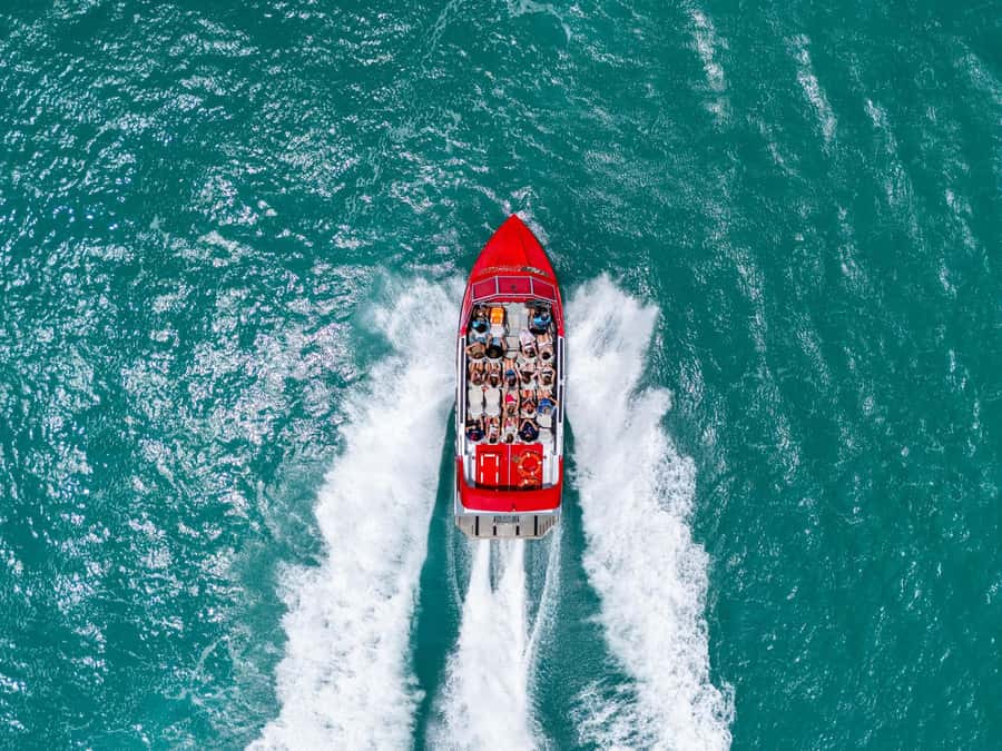 Airlie Beach: 30-Minute Jet Boat Ride - The 30-minute ride: 180s, 360s, drifts, and power stops