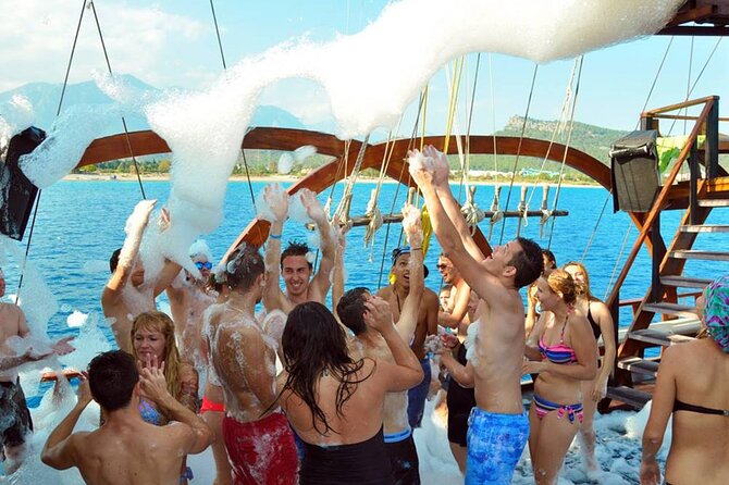 Alanya All Inclusive Pirate Boat Trip With Hotel Transfer - Sailing Past Alanya’s Sights: What You See From the Water