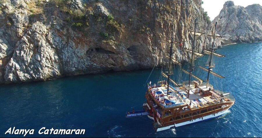 Alanya: Catamaran Boat Trip with Sunbathing and Swimming - Price and value: where your $28 goes
