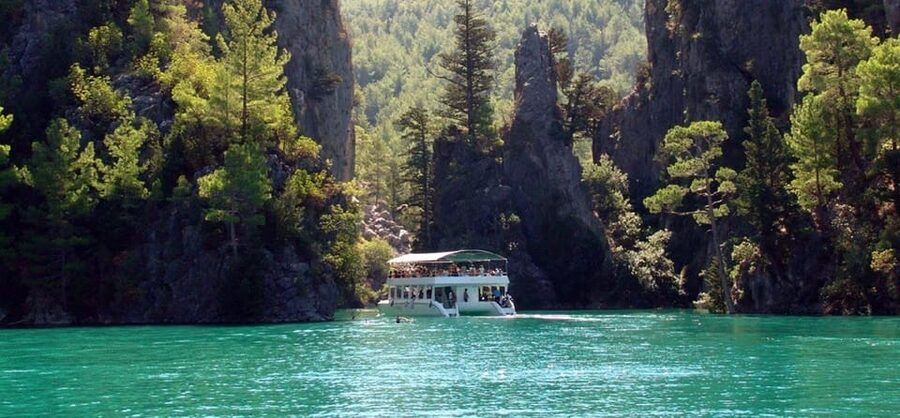 Alanya: Green Canyon Boat Trip with Lunch and Hotel Pickup - Green Canyon: why this boat day feels like a reset from Alanya