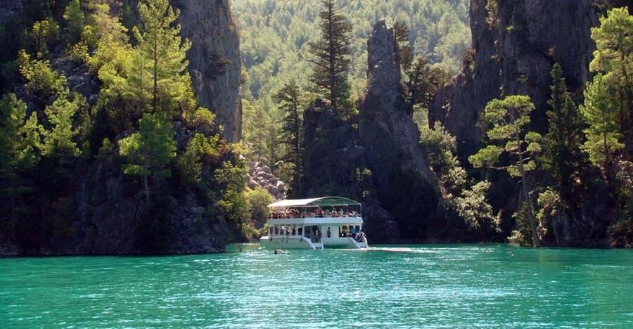 Alanya: Green Canyon Boat Trip with Lunch and Hotel Pickup - What to bring for Green Canyon comfort (and safer swimming)