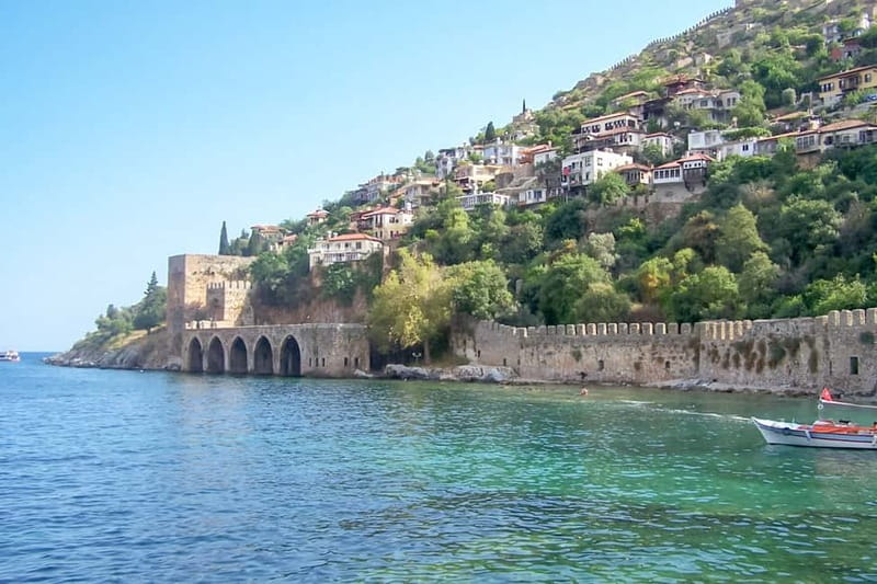 Alanya: Pirate Boat Trip with Lunch and Drinks - Why a pirate boat route feels perfect for Alanya