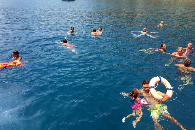 Alanya Pirate Boat Trip With Unlimited Drinks & Lunch - Drinks and Extra Costs: What’s Included vs What Will Add Up