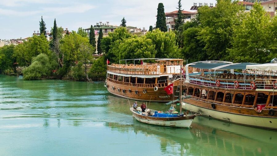 Alanya/Side: Manavgat River & Waterfall, Boat Tour, & Bazaar - Manavgat Waterfall: misty photos, and one important rule