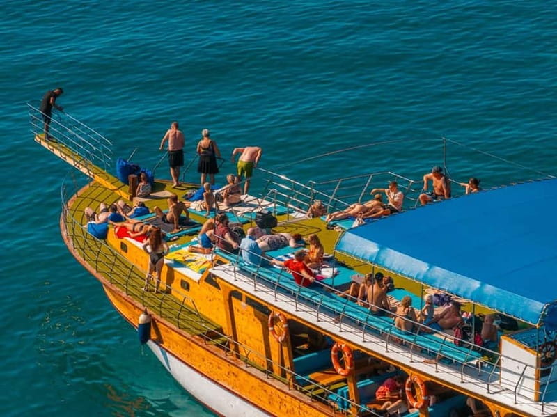 Alanya: Small-Group Boat Tour with Lunch and Soft Drinks - The 2-deck boat experience: calm water, easy boarding, real breathing room