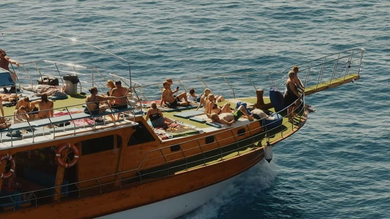 Alanya: Small-Group Boat Tour with Lunch and Soft Drinks - Cleopatra Beach: famous for a reason, but go in with a plan