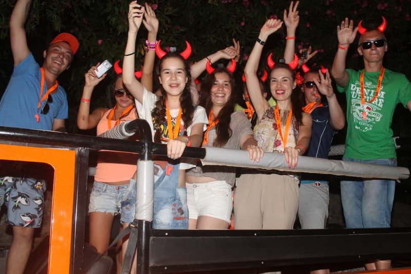 Alanya: Sunset Night Safari with Boat Trip with Dinner - Cleopatra Beach Photo Moments: Pretty Coast, Quick Stops