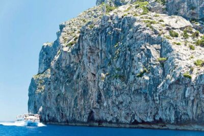Alcudia: Boat Trip to Cap de Formentor and Formentor - Finding the Dock: Alcúdia Sea Trips and the TM Brisa Pickup