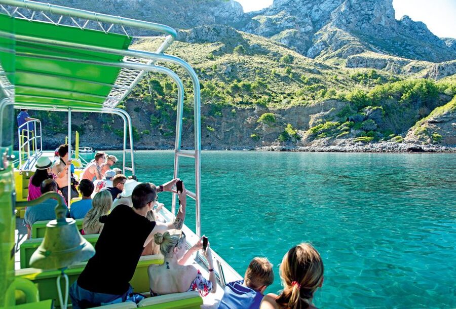 Alcudia: Caves & Coastline Boat Trip w/ Snorkelling - Sailing Alcúdia Bay’s Coastline: The Part You Can’t Get From Shore