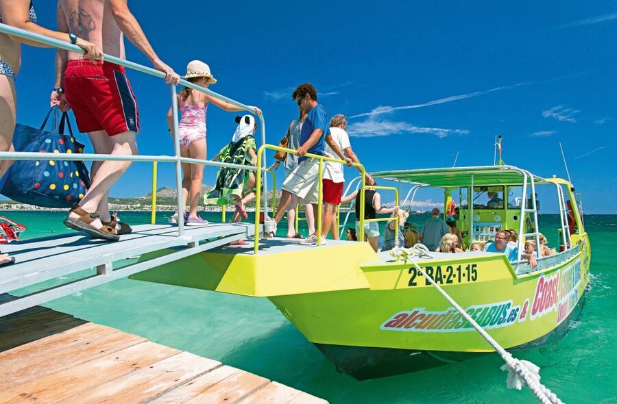 Alcudia: Caves & Coastline Boat Trip w/ Snorkelling - Swim Stops in Coves and Beaches: What to Expect at Each Break