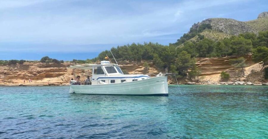 Alcudia: Traditional Wooden Boat Trip with Snorkeling - A traditional llaüt cruise from Alcúdia feels like Mallorca, not a product