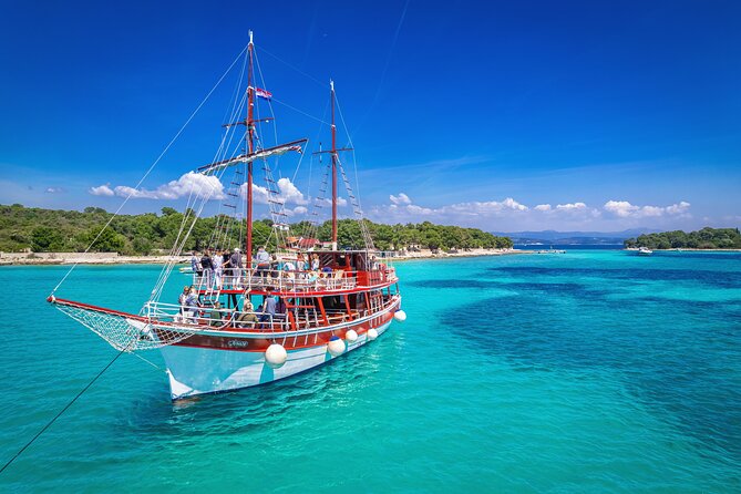 All-Inclusive Blue Lagoon & 3 Island Boat Tour with Food & Drinks - What’s Actually Included: breakfast, lunch, fruit, WiFi, and the open bar