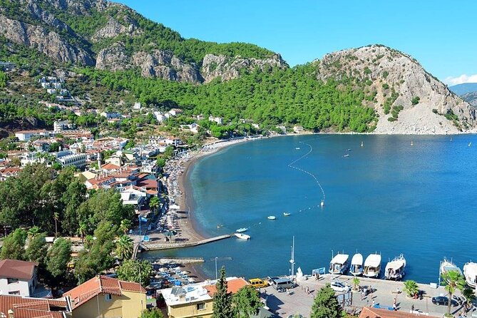 All Inclusive Marmaris Boat Trip With Lunch & Unlimited Drinks - Amos Beach and the BBQ Lunch: Where the Day Feels Like a Real Break