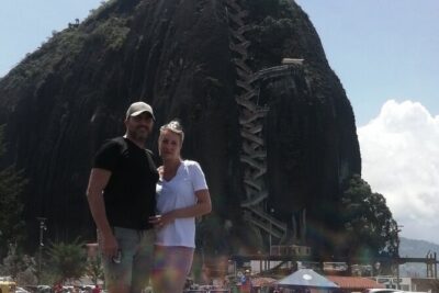 Amazing Private Guatape Tour + Boat Ride + Helicopter & Rock - Replica del Viejo Peñol: A Quick Cultural Break at 20 Minutes