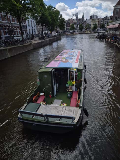 Amsterdam: 420 Smoke-Friendly Boat Tour - Reggae music and the “party boat” vibe (without the chaos)