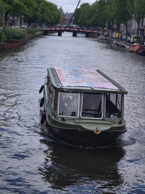 Amsterdam: 420 Smoke-Friendly Boat Tour - Near The Red Light District: Where To Board the Original Smokeboat