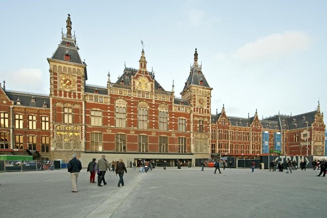 Amsterdam canal cruise in open boat – Guided tour - Key highlights you’ll care about