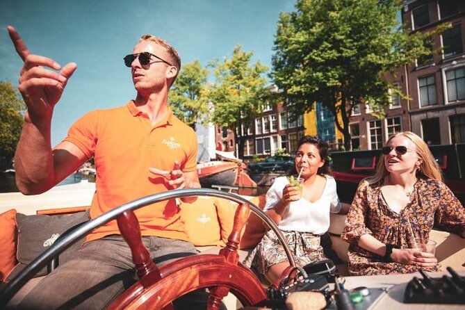 Amsterdam Private Boat Tour with Unlimited Drinks - Comfort, toilets, and the “boat reality” checks