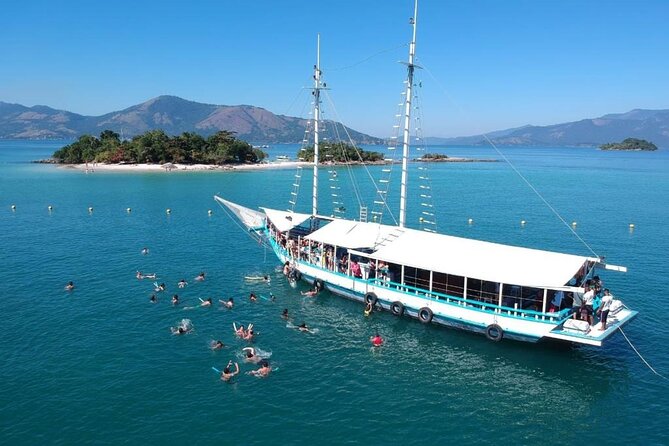 Angra dos Reis Boat Tour with Lunch - On-board comfort, music, and bathroom reality checks