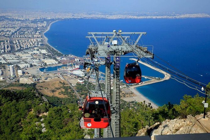 Antalya /Belek : Guided City Tour w/Cable Car & Waterfalls & Boat - Hadrian’s Gate and the Old Bazaar maze: where a guide pays off