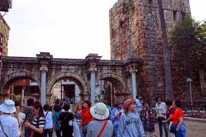 Antalya: City Tour with Boat Trip, Old Town & Waterfalls - Hadrian’s Gate and Old Town Lunch: Using Your Free Time Wisely