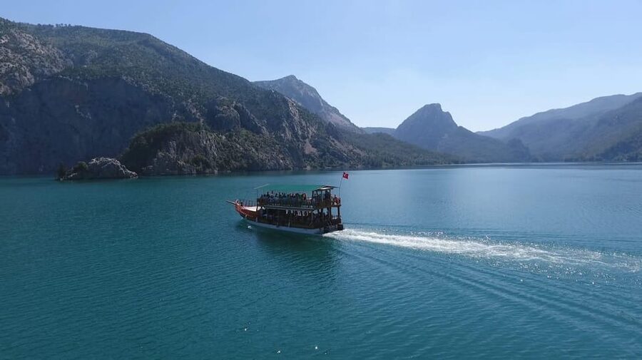 Antalya: Green Canyon Boat Trip with Lunch & Soft Drinks - Drinks, Photo Moments, and On-Board Comfort: Small Details That Add Up