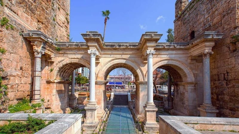 Antalya: Old City, Waterfalls cable/c & Boat Tour - Hotel pickup and timing: what can make or break your day