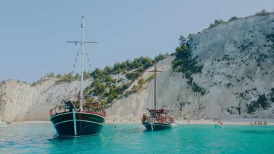 Argostoli: Full-Day Boat Trip with Lunch & Wine - Meeting in Argostoli and getting out on the water