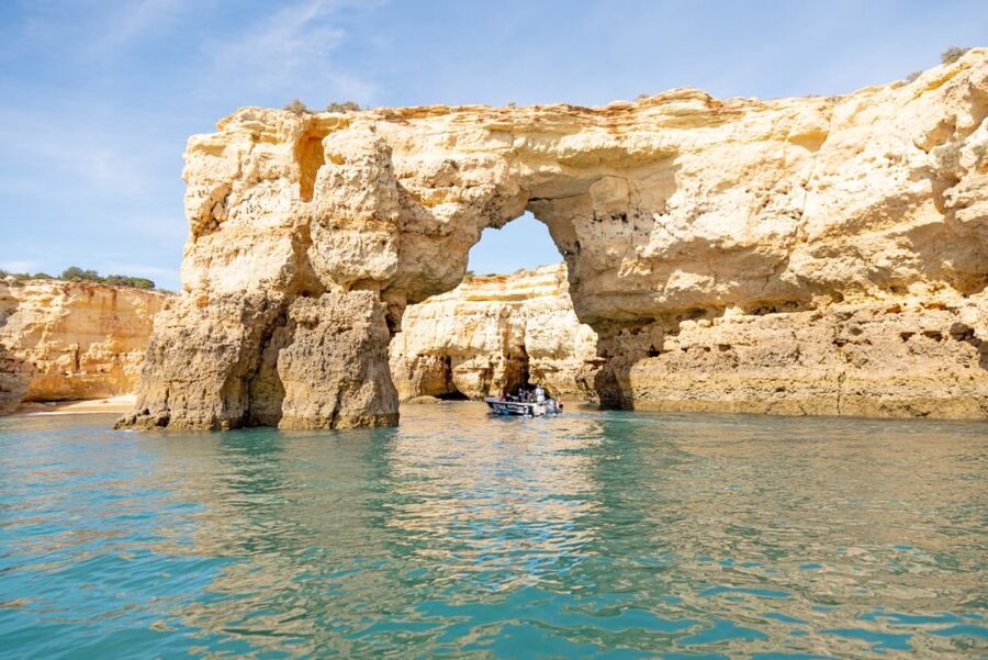 Armação de Pêra: Benagil Caves and Secret Beaches Boat Trip - When the sea changes the plan: tides, fog, and keeping expectations right