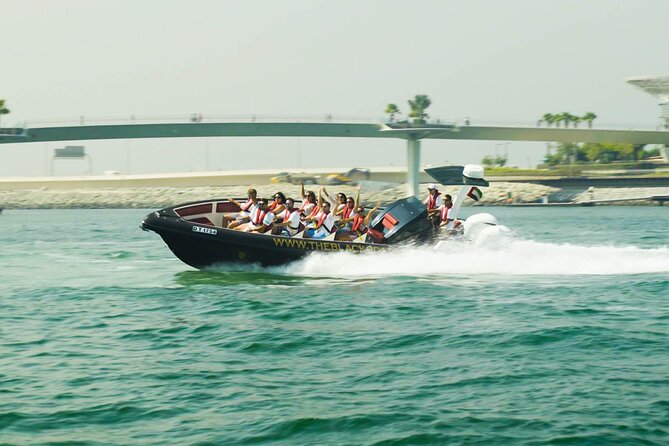 Atlantis 60 Minute Boat Tour - Atlantis The Palm: 10 minutes to photograph the hotel