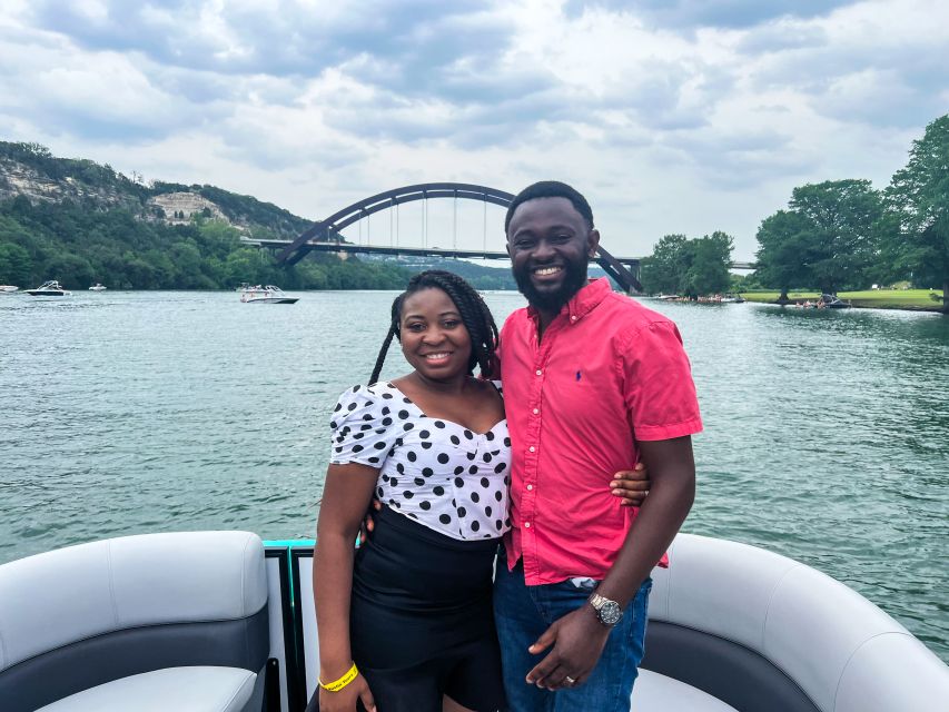 Austin: Lake Austin Scenic Guided Boat Tour - Full Sun Shade - Laguna Gloria (Contemporary Austin) and Tom Miller Dam: History You Can Actually See