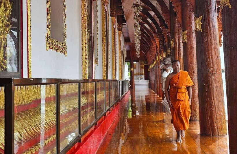 Ayutthaya: Private Boat Tour with Optional Temple Visits - Who should book this boat tour, and who should skip it