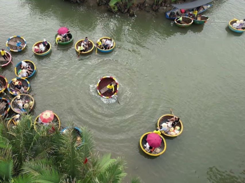 Ba Tran: Hoi An Basket Boat Ride in Water Coconut Forest - The Show on the Water: Spinning, Singing, Net Casting, and Crabs