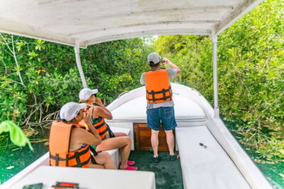 Bacalar: 3 Hour Boat Trip with Swimming & Drinks - Getting on board from Casa China / Costera 67 and how the day starts
