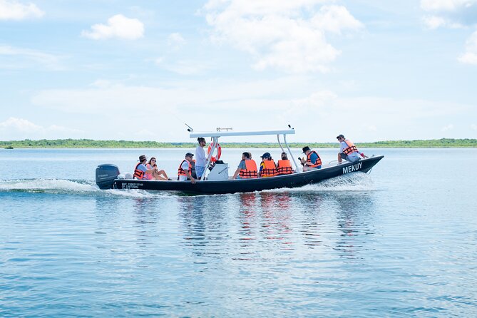 Bacalar Boat Tour and Visit to Cenotes - Guides make or break the experience on the lagoon