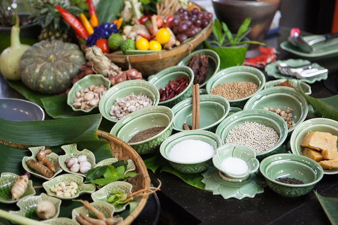 Bangkok Market Tour & Thai Cooking Class with Boat Ride with Aoy - Don Wai Market and the early start from Bang Wa