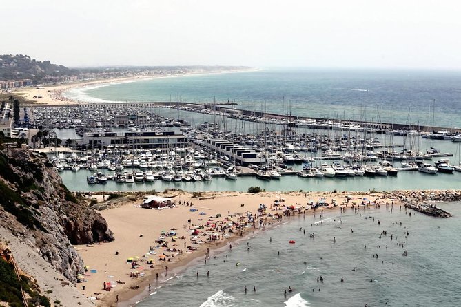 Barcelona 2-hour Private Boat Tour with Cava and snacks - Key things to know before you go