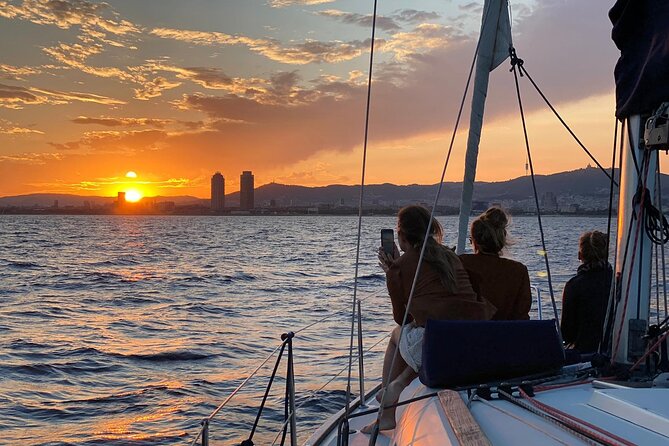 Barcelona 3-hour Private Boat Trip - Mar Bella swim stop: how to plan for real sea time