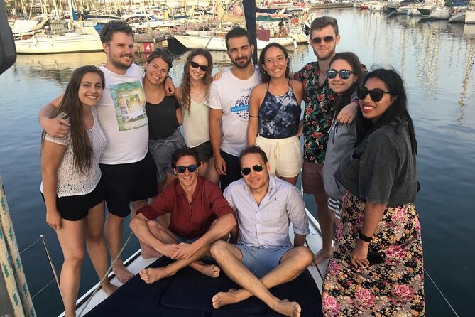 Barcelona 4-hour Private Boat Trip - A private 4-hour sail from Port Olímpic